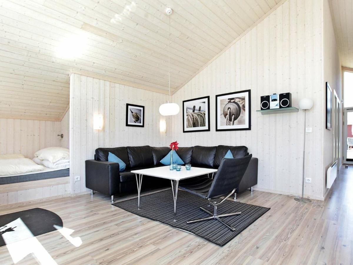 6 Person Holiday Home In Gro Enbrode Grossenbrode Exterior photo
